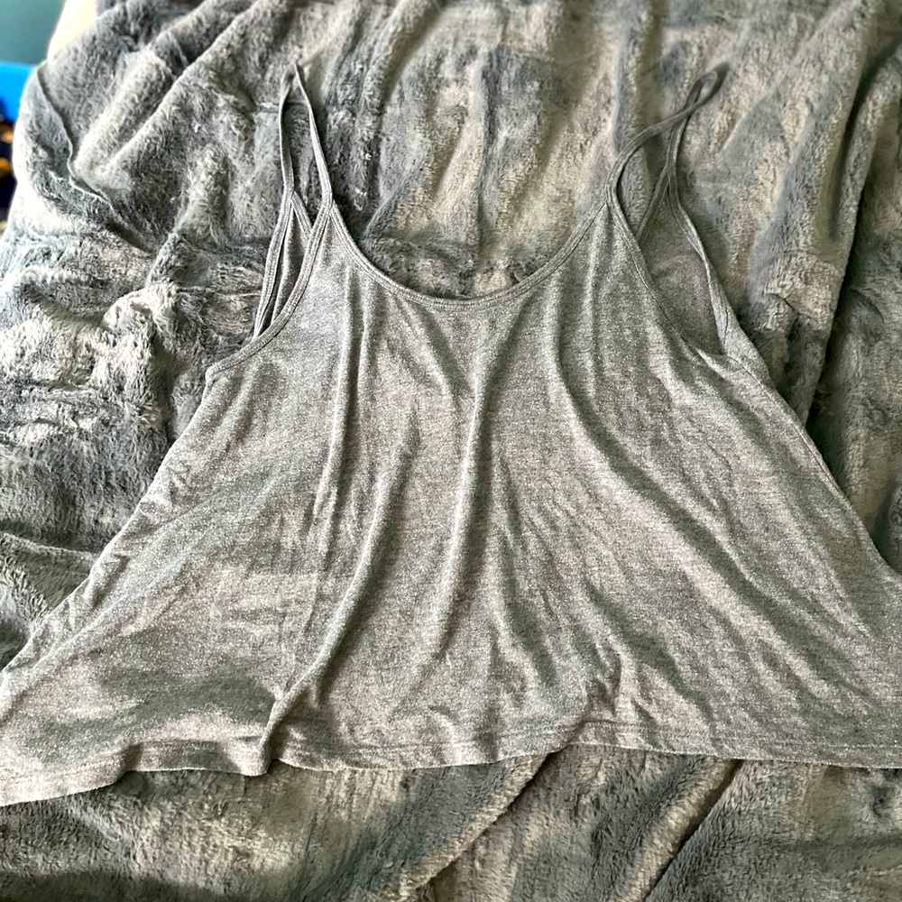 Grey tank size small